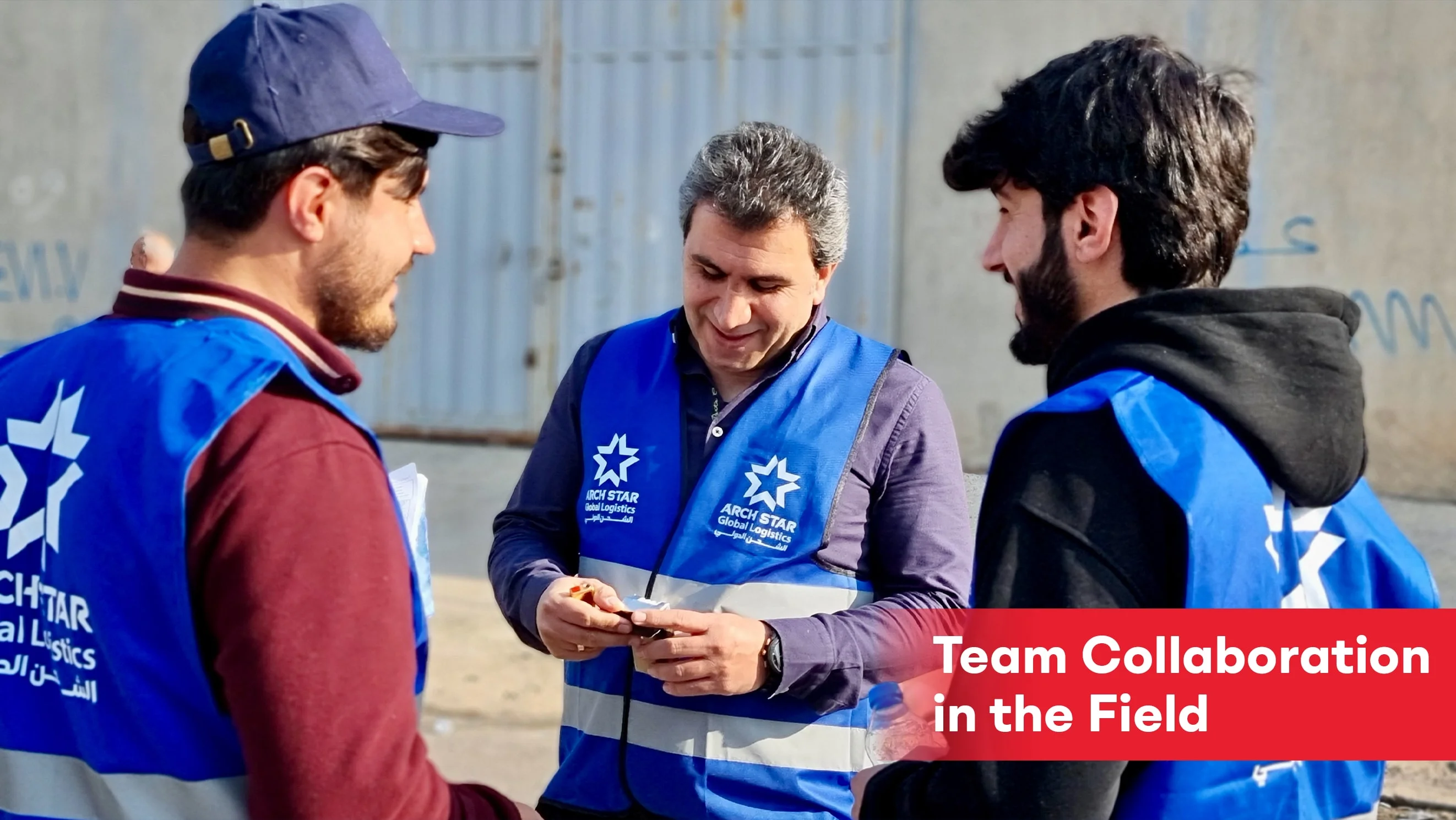 Team Collaboration In The Field Min